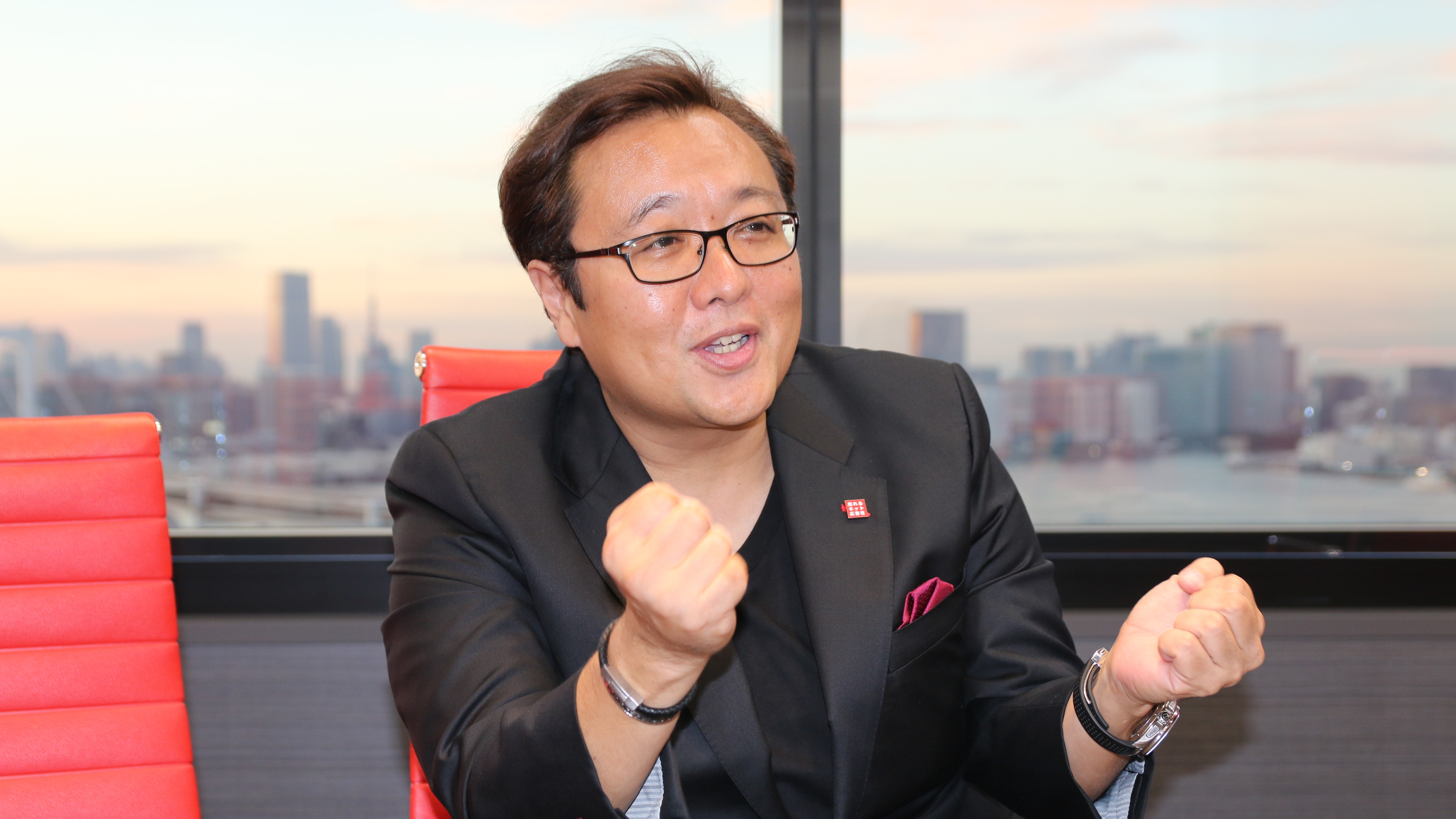 インタビュー】売れるネット広告社 加藤公一レオ社長 「上場後は海外と