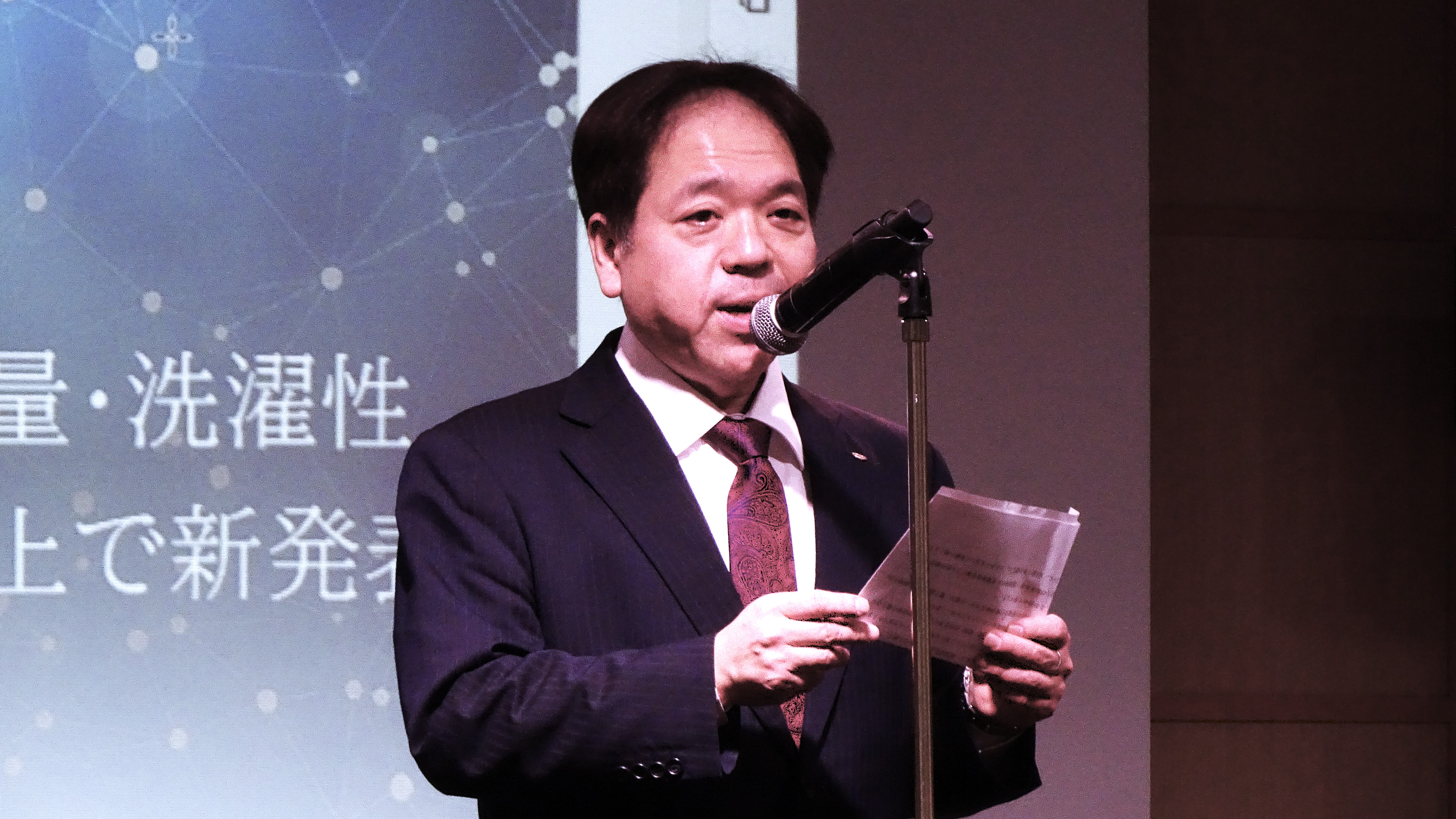 東京トルマリン、「人間充電器アルファー」を刷新 「トルマリン祭」に