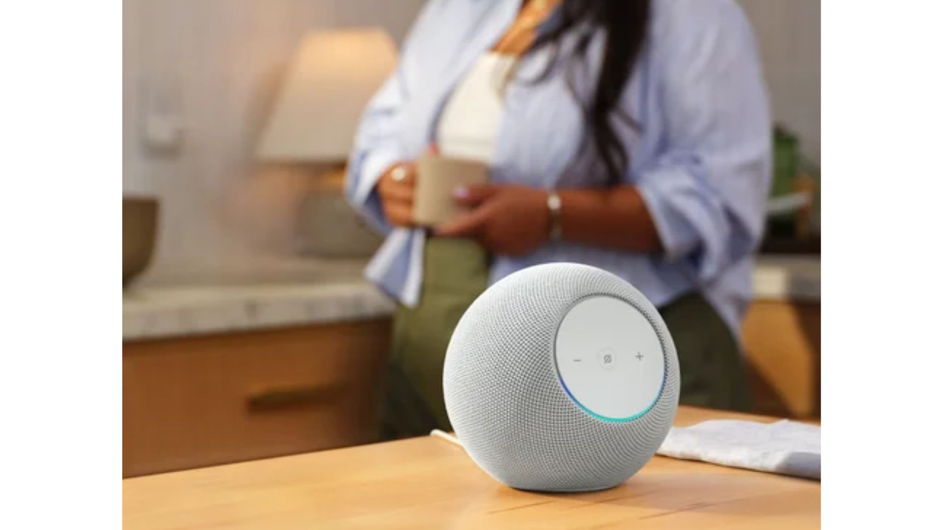 アマゾンジャパン、Echo Studio新色発売 「グレーシャーホワイト」登場